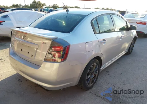 2011 Nissan Sentra 2.0Sr z USA, uszkodzony, nr VIN 3N1AB6AP8BL609603